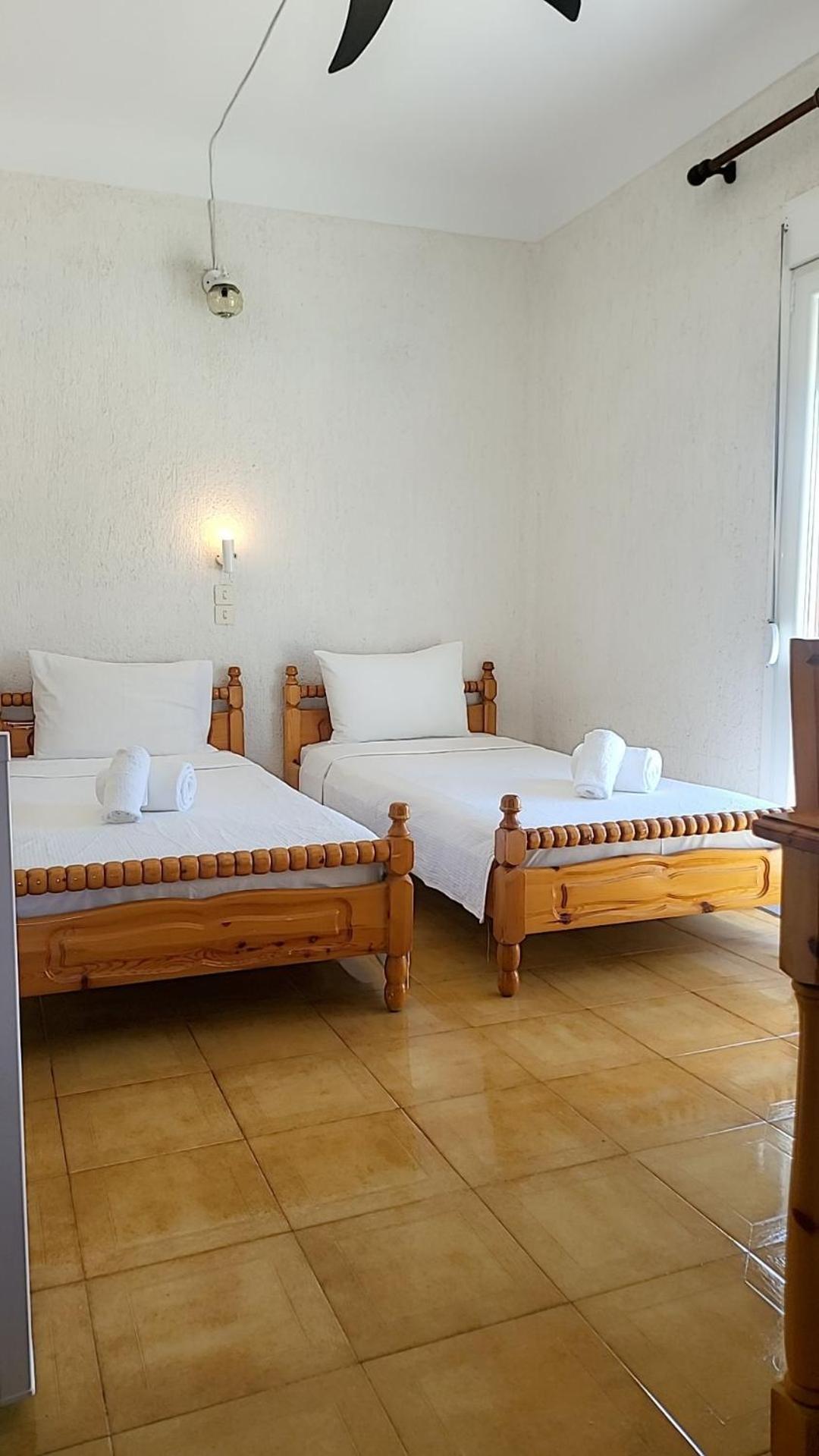 Ireon Hotel